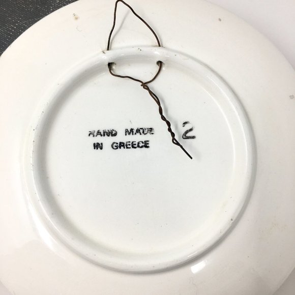 1980s Hand Painted Made in Greece Floral Round Ceramic Plate Wall Decor - Picture 8 of 16